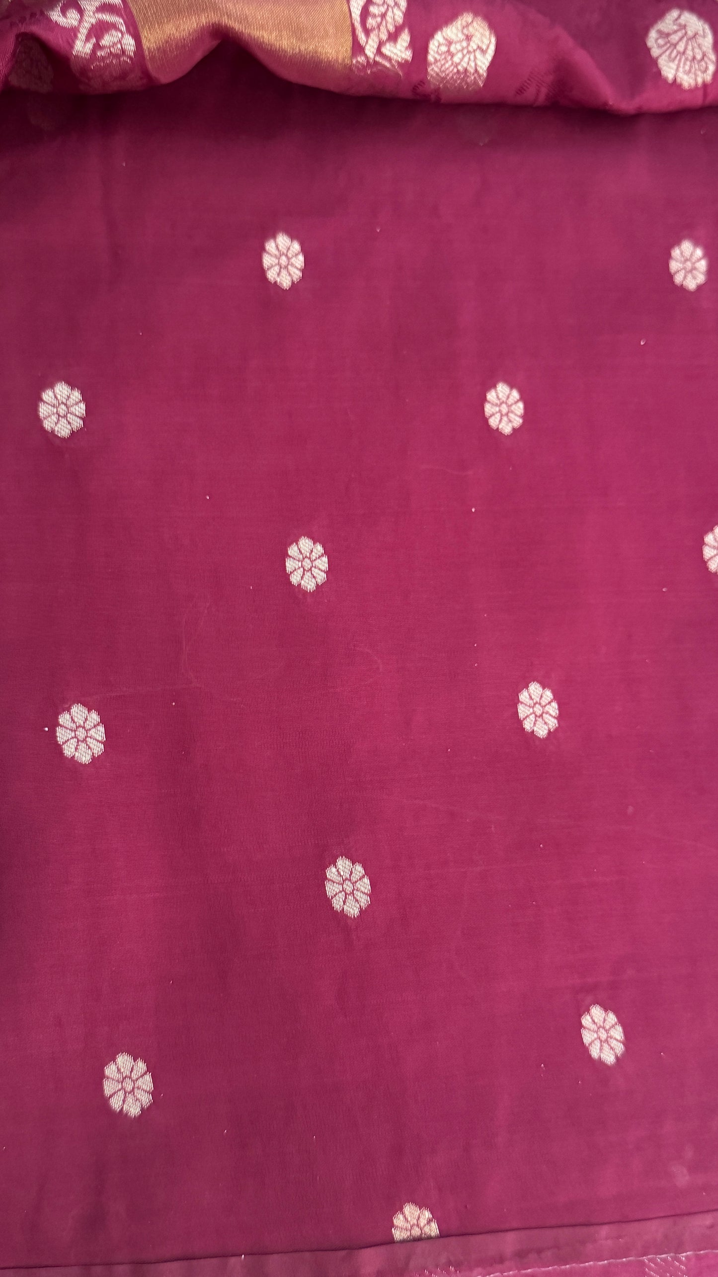 Soft Tissue Silk Saree – Elegant Wine with Intricate Zari Weaving