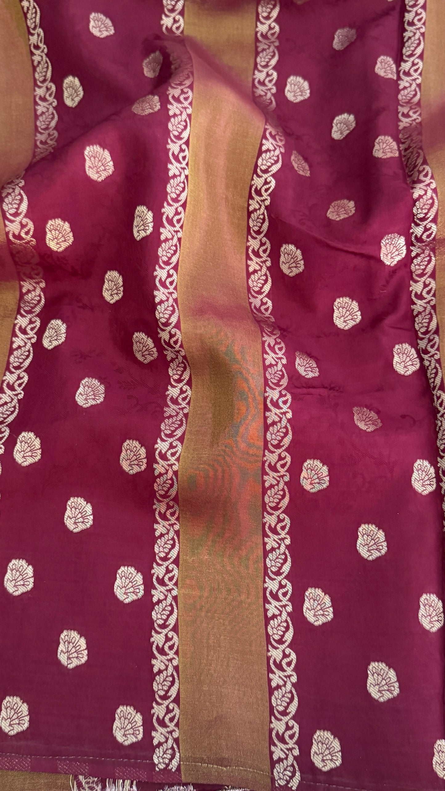 Soft Tissue Silk Saree – Elegant Wine with Intricate Zari Weaving