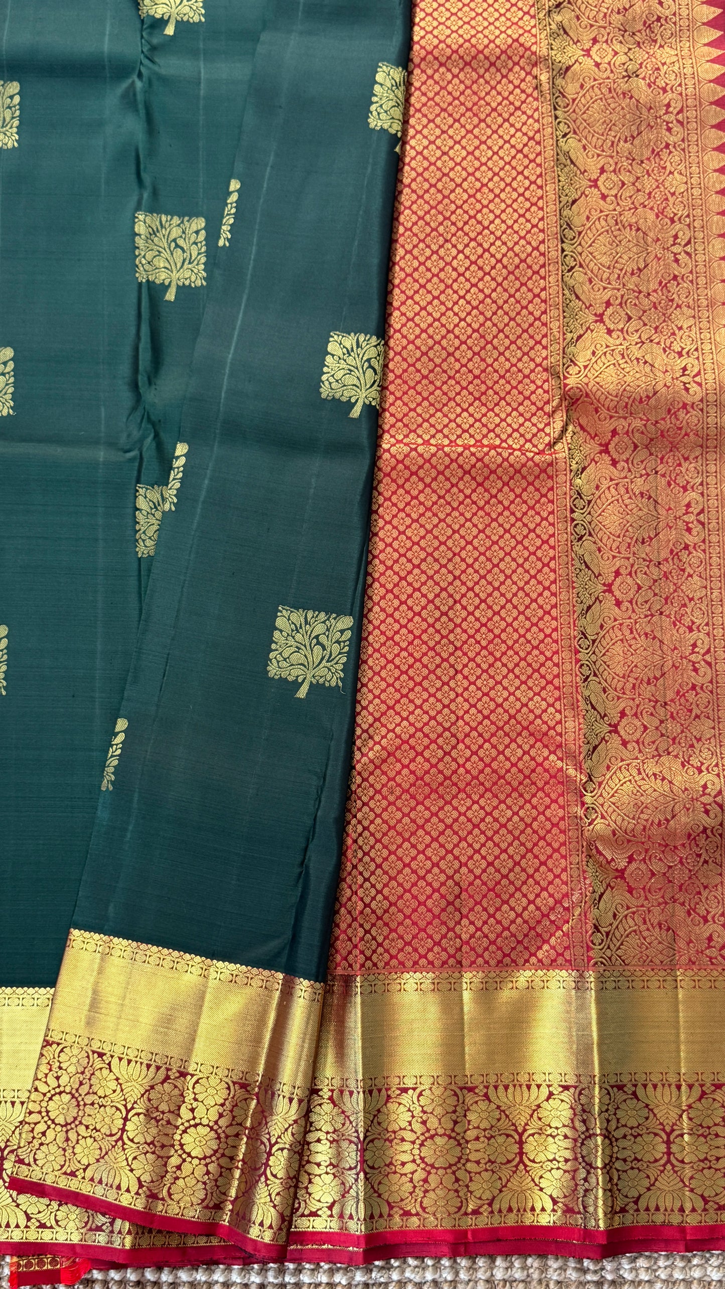Bottle Green Pure Kanchipuram Silk Saree with Contrast Red Pallu & Border | Silk Mark Certified