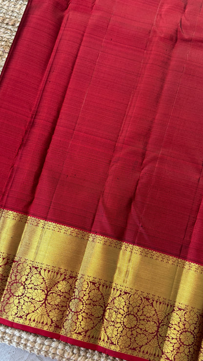Bottle Green Pure Kanchipuram Silk Saree with Contrast Red Pallu & Border | Silk Mark Certified