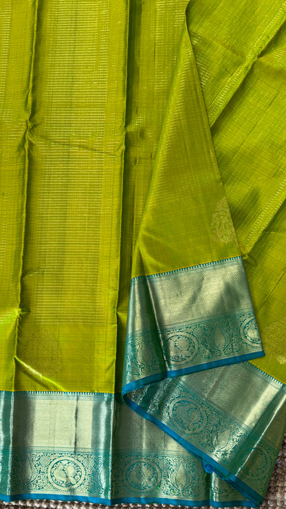 Green Pure Kanchipuram Silk Saree with Contrast Rama Blue Border | Silk Mark Certified