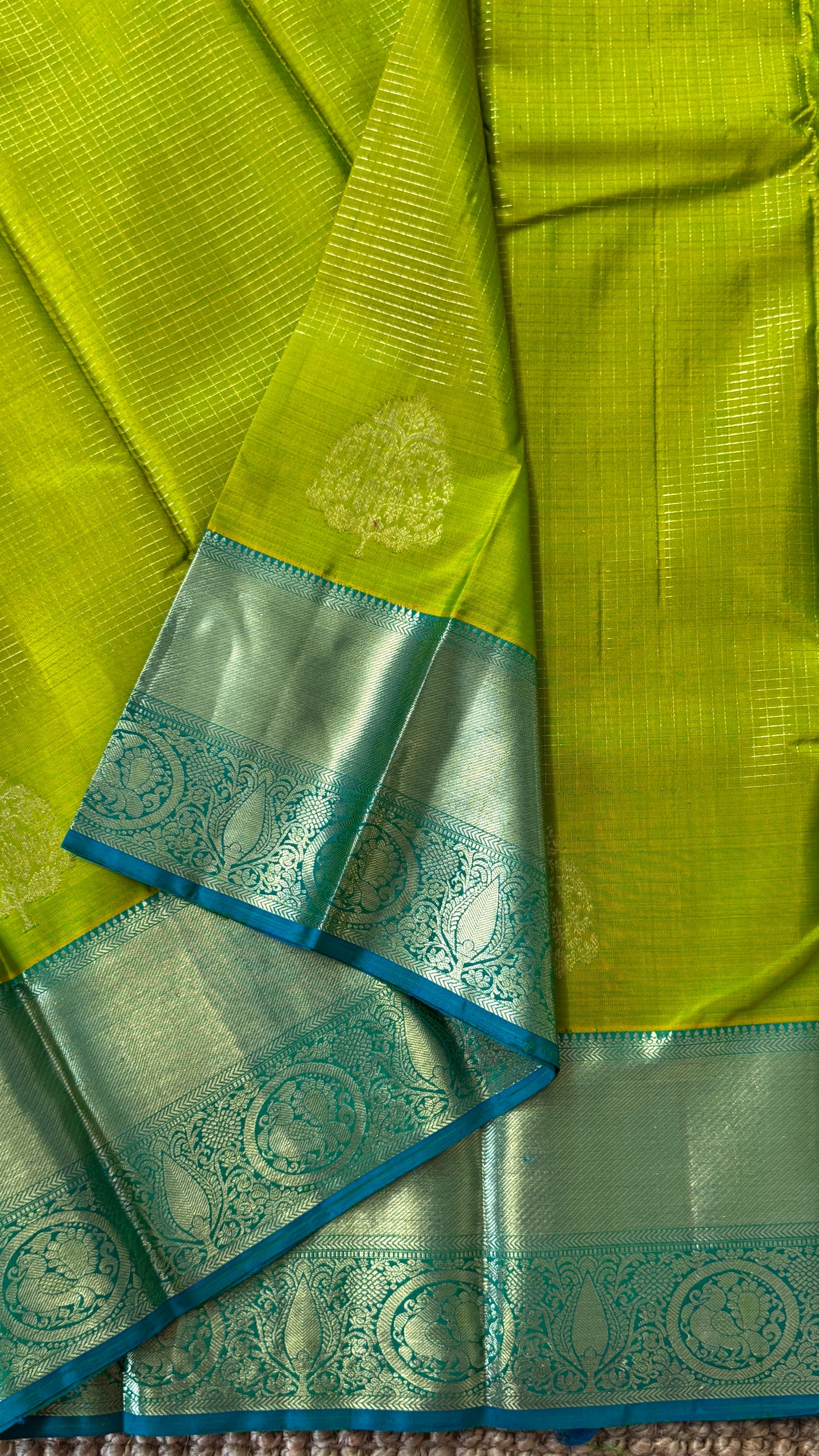 Green Pure Kanchipuram Silk Saree with Contrast Rama Blue Border | Silk Mark Certified