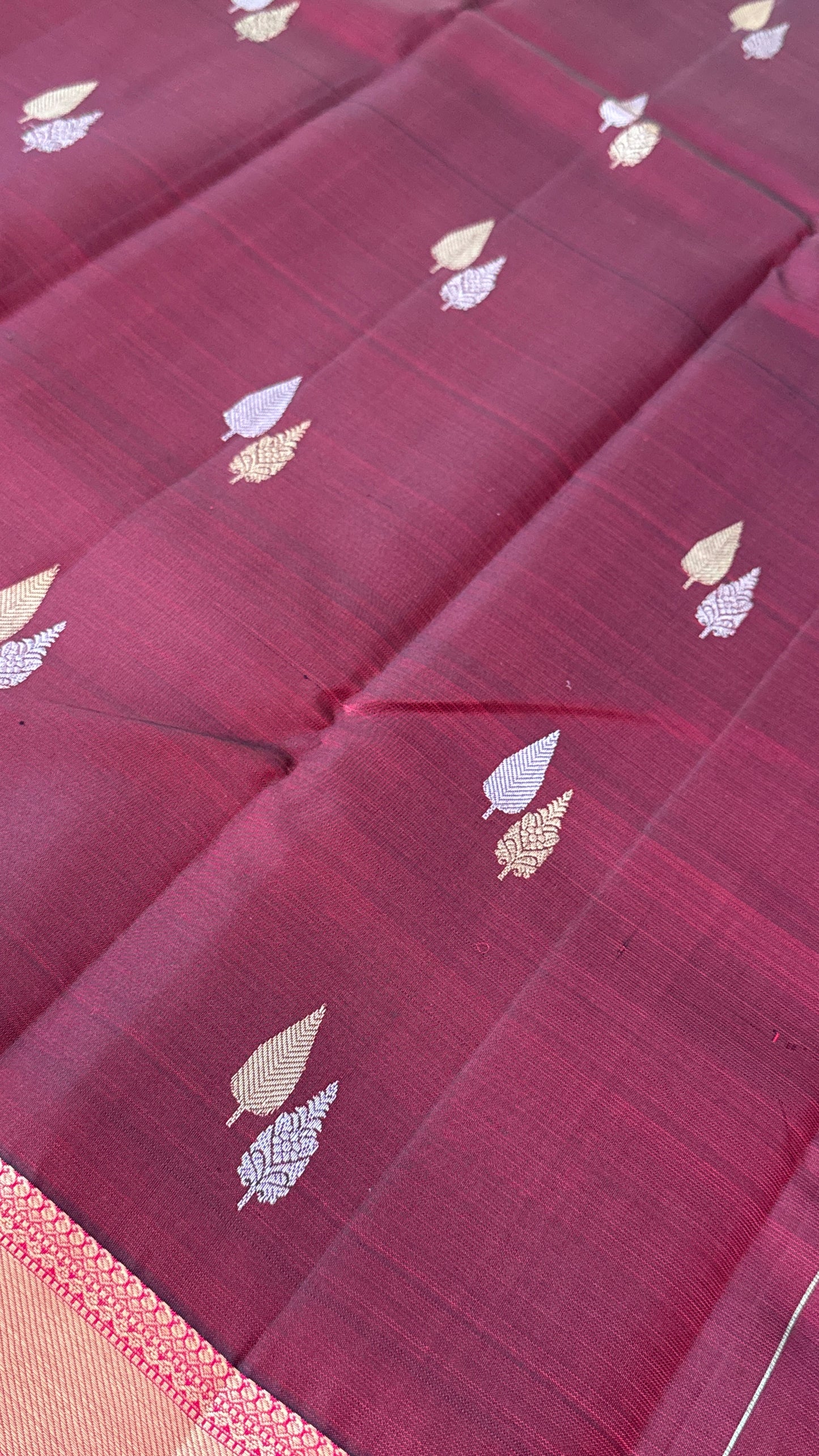 Maroon Pure Kanchipuram Silk Saree with Contrast Pink Border & Pallu | Silk Mark Certified