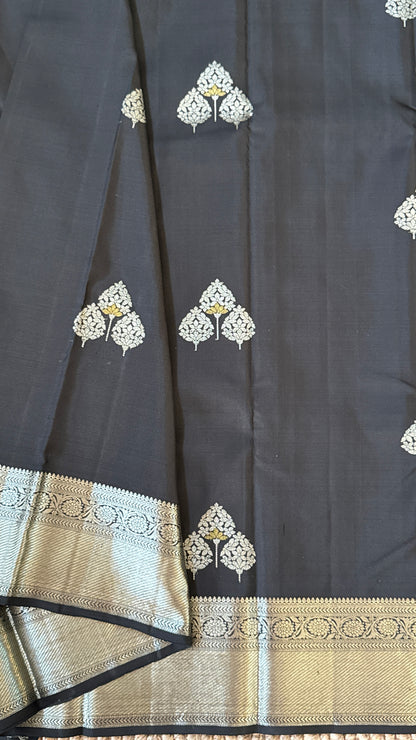 Black Beauty Pure Kanchipuram Silk Saree with Silver Zari Elegance | Silk Mark Certified