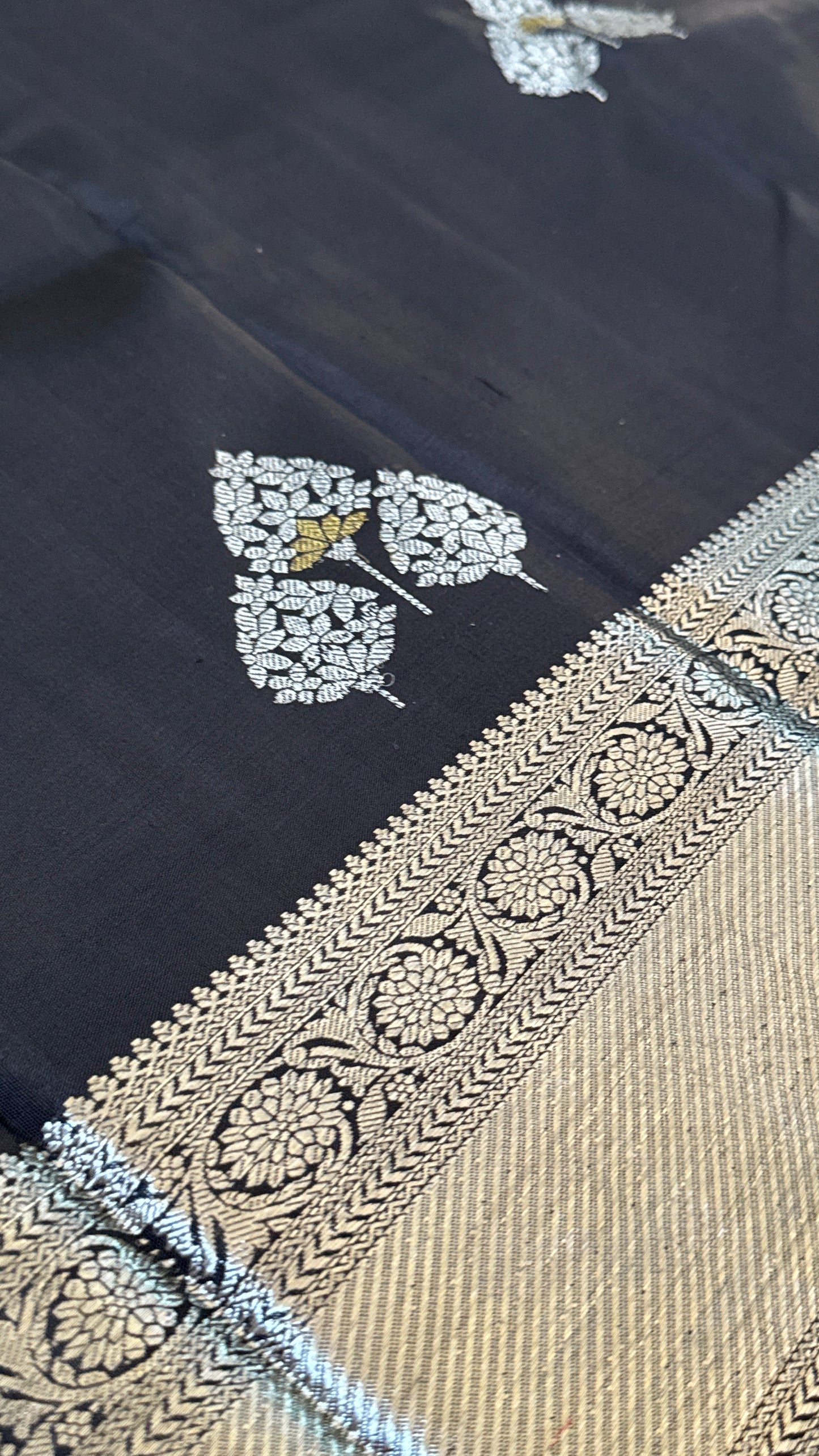 Black Beauty Pure Kanchipuram Silk Saree with Silver Zari Elegance | Silk Mark Certified