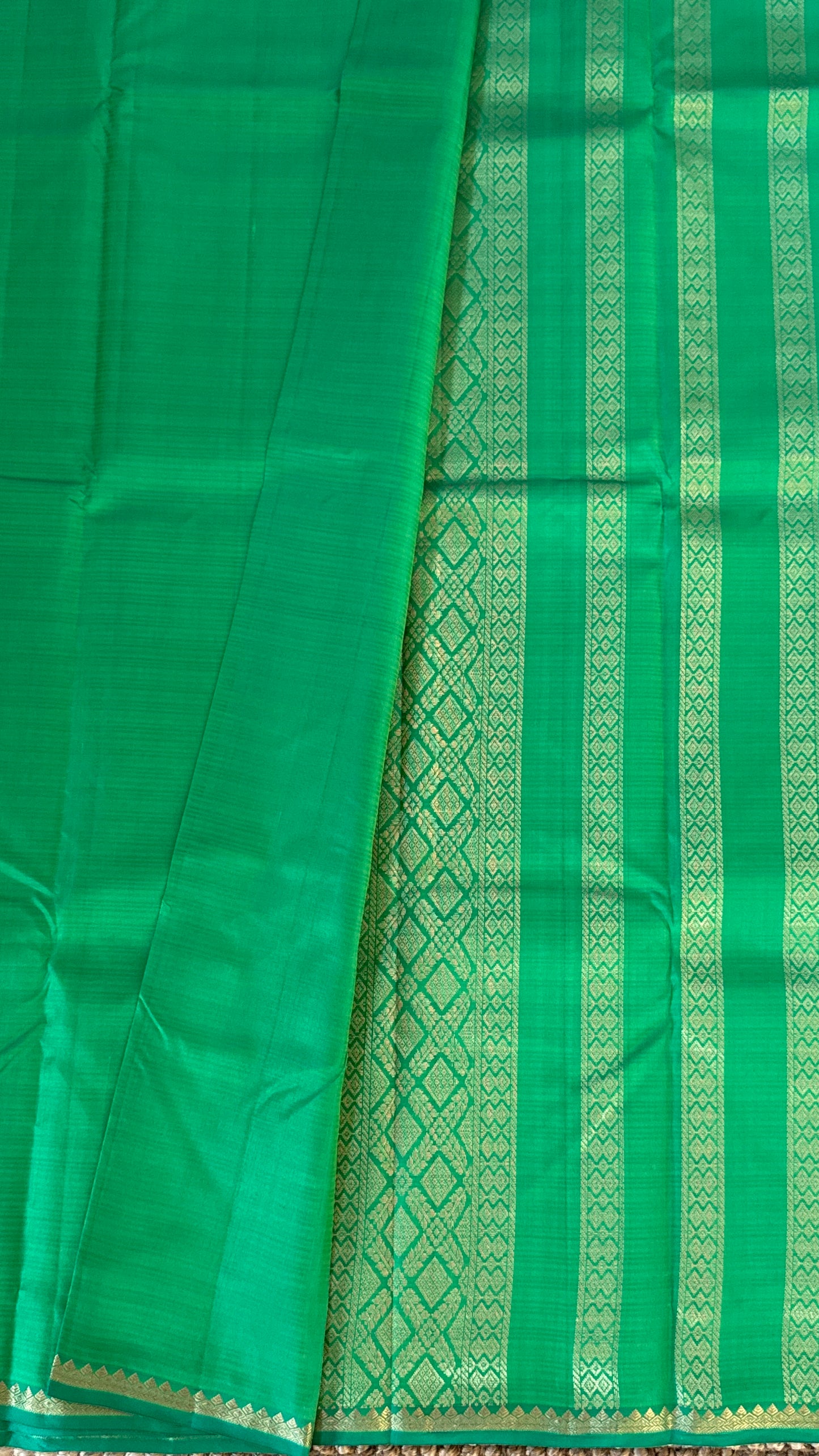 Rama Green Pure Silk Handwoven Saree with Thin Gold Zari Borders | Silk Mark Certified