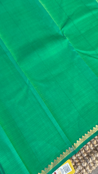 Rama Green Pure Silk Handwoven Saree with Thin Gold Zari Borders | Silk Mark Certified
