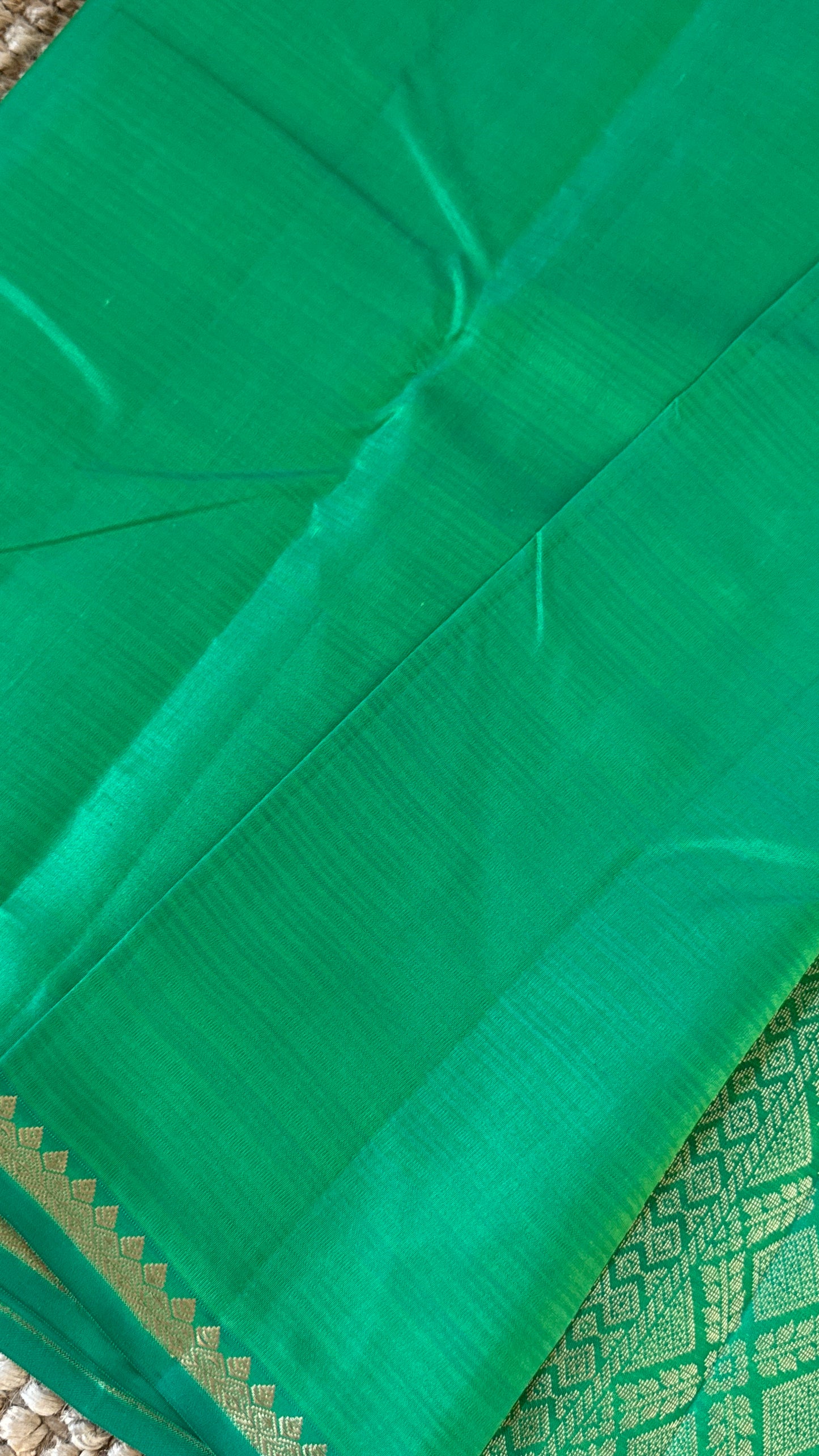 Rama Green Pure Silk Handwoven Saree with Thin Gold Zari Borders | Silk Mark Certified
