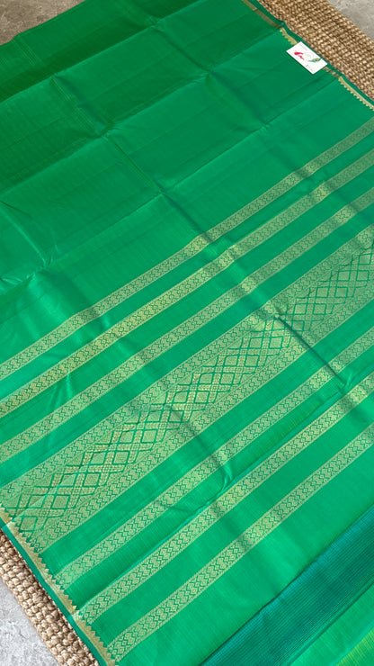 Rama Green Pure Silk Handwoven Saree with Thin Gold Zari Borders | Silk Mark Certified