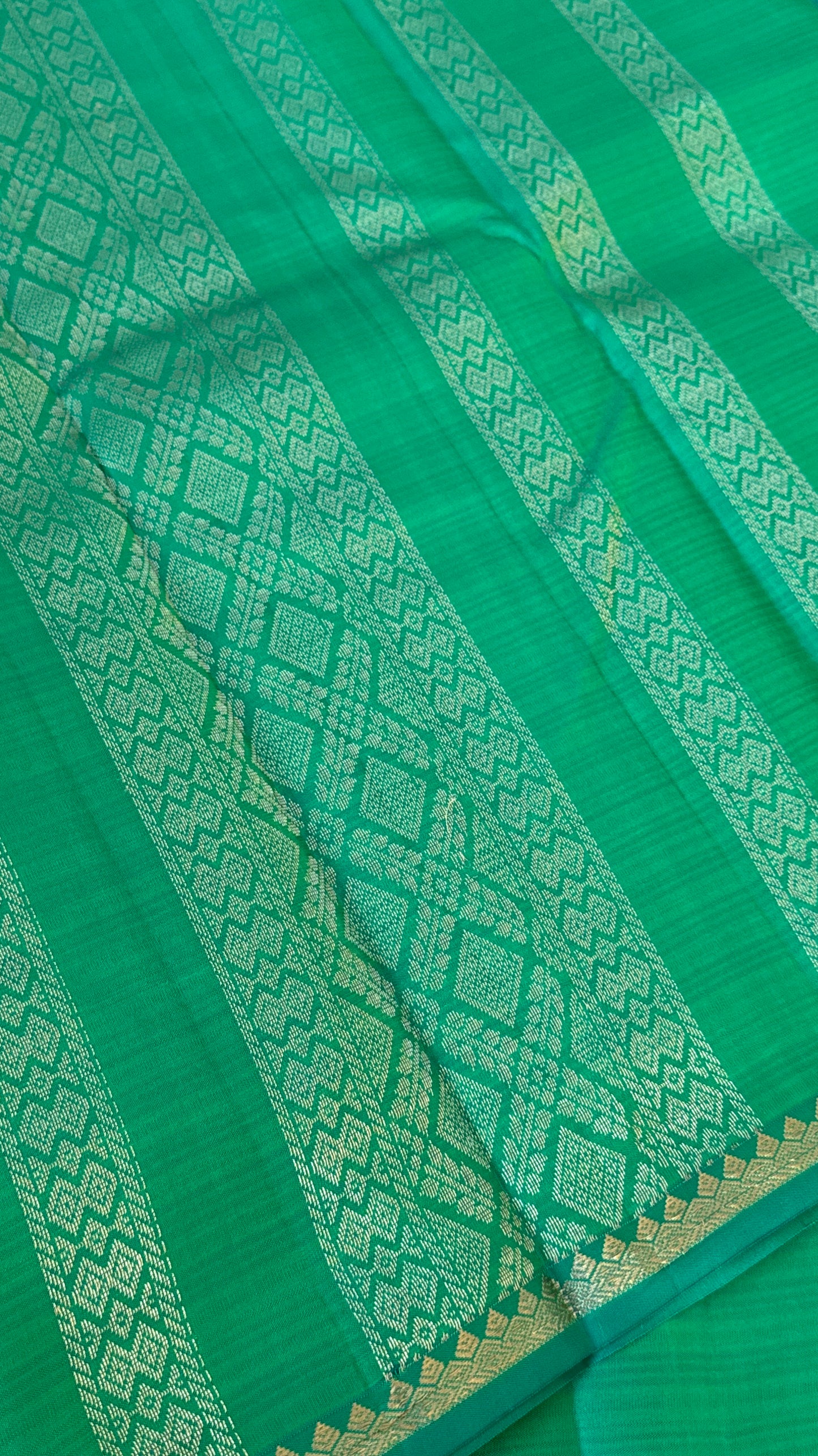 Rama Green Pure Silk Handwoven Saree with Thin Gold Zari Borders | Silk Mark Certified