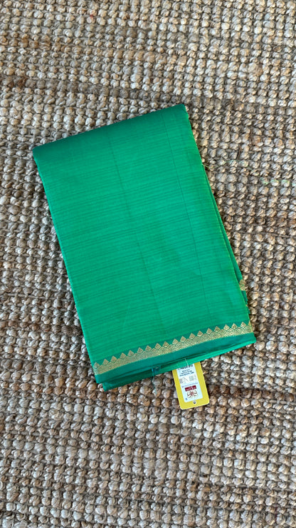 Rama Green Pure Silk Handwoven Saree with Thin Gold Zari Borders | Silk Mark Certified