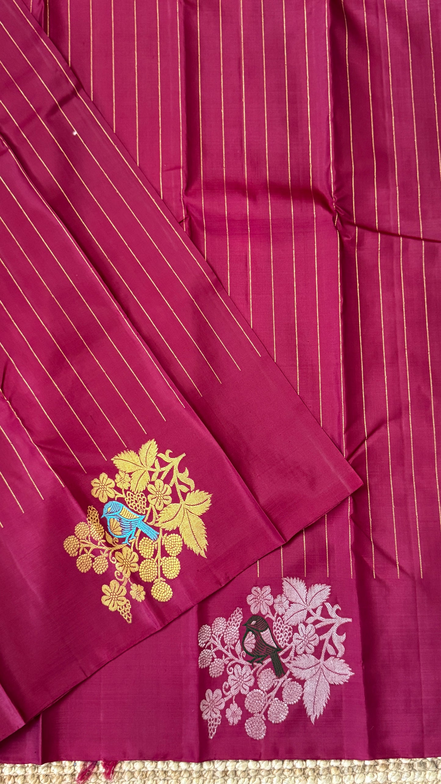 Maroon & Blue Borderless Pure Kanchipuram Silk Saree with Dual Zari Motifs | Silk Mark Certified