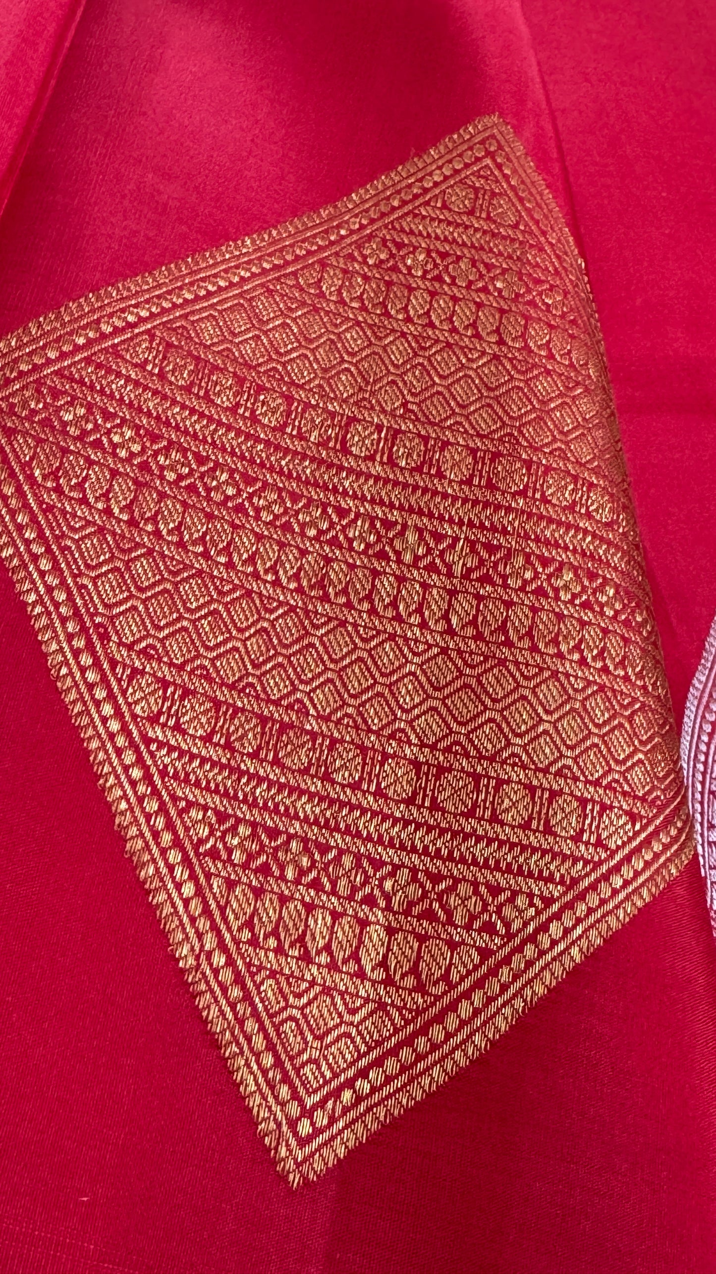 Red Pure Kanchipuram Silk Saree with Contrast Bottle Green Pallu | Silk Mark Certified