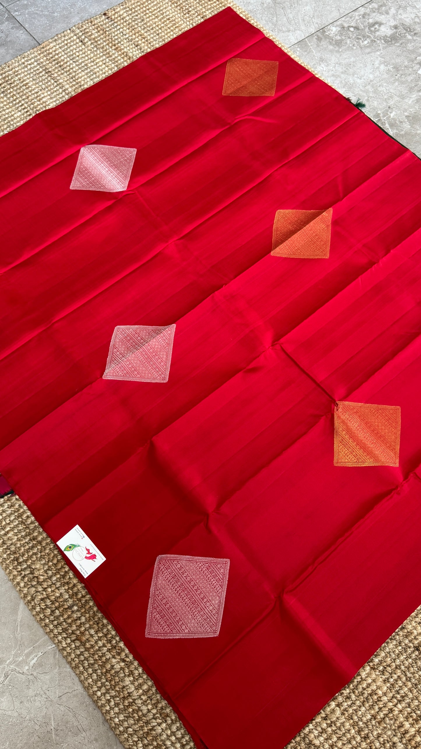 Red Pure Kanchipuram Silk Saree with Contrast Bottle Green Pallu | Silk Mark Certified