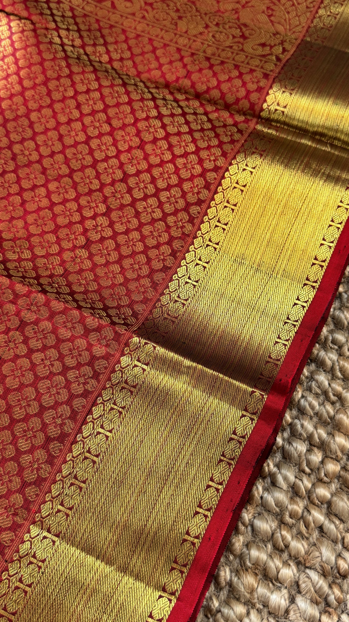 Bottle Green Pure Kanchipuram Silk Saree with Contrast Red Pallu & Border | Silk Mark Certified