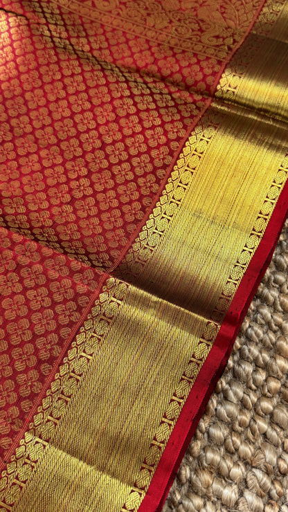 Bottle Green Pure Kanchipuram Silk Saree with Contrast Red Pallu & Border | Silk Mark Certified