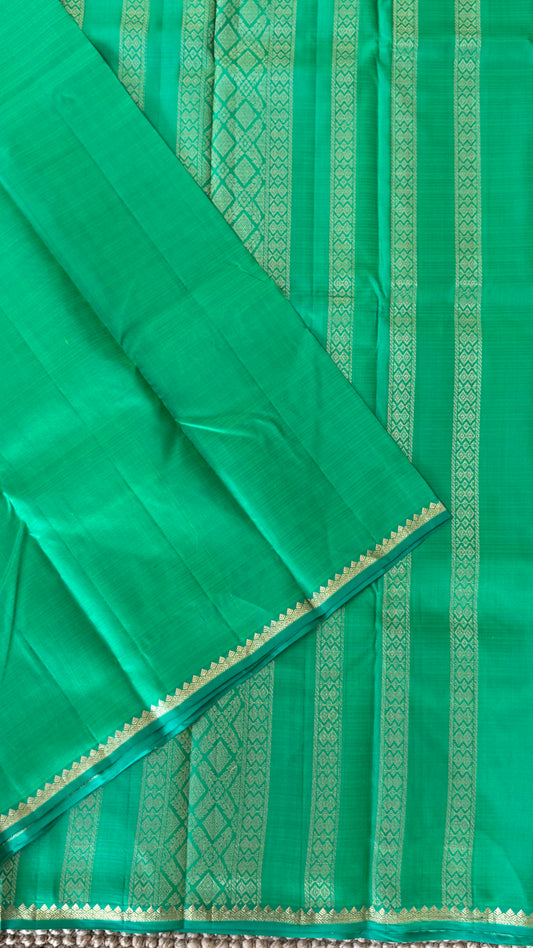 Rama Green Pure Silk Handwoven Saree with Thin Gold Zari Borders | Silk Mark Certified