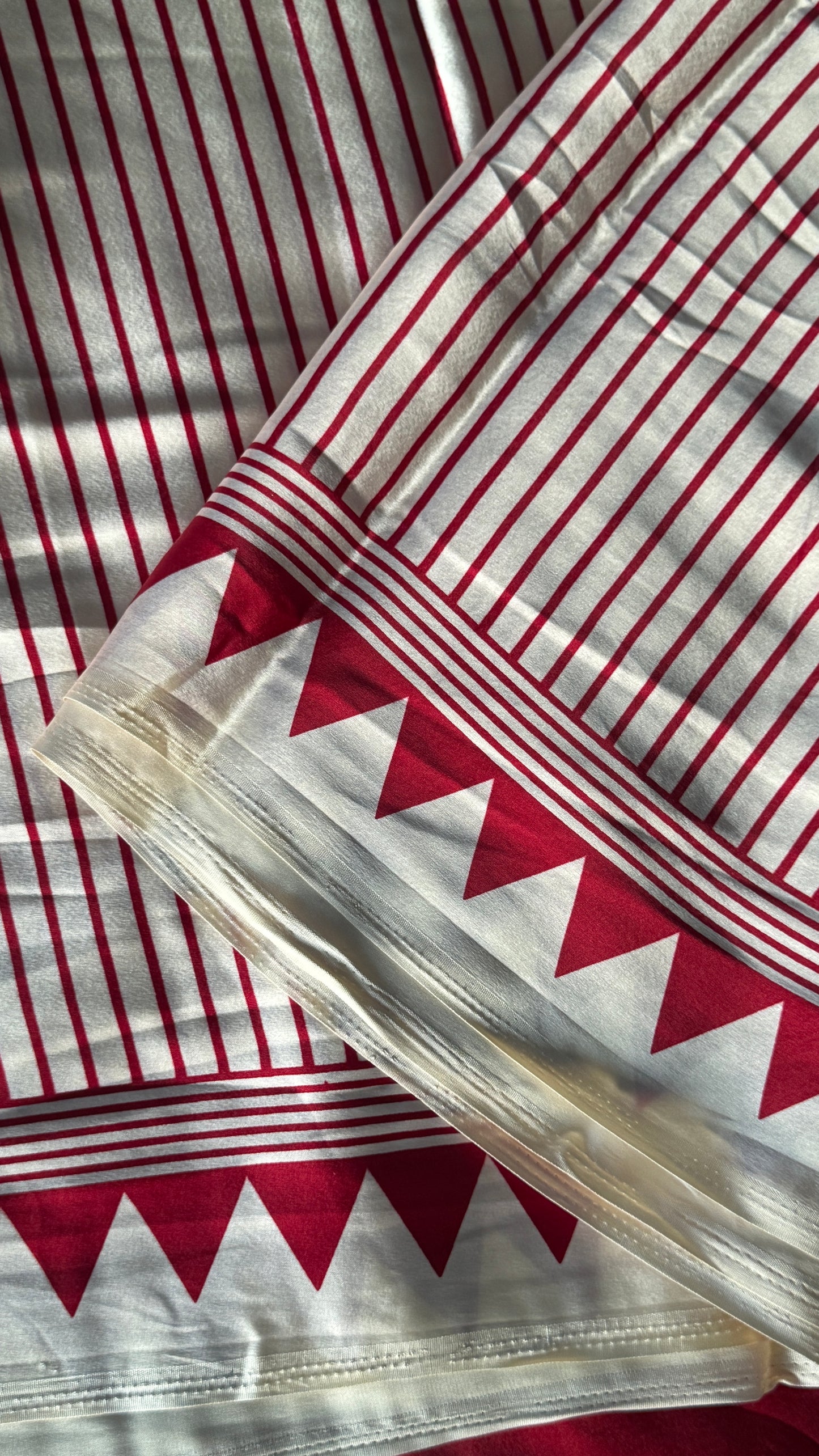 White and Maroon  Modal Satin Saree with Temple Printed Border & Circle Design Pallu