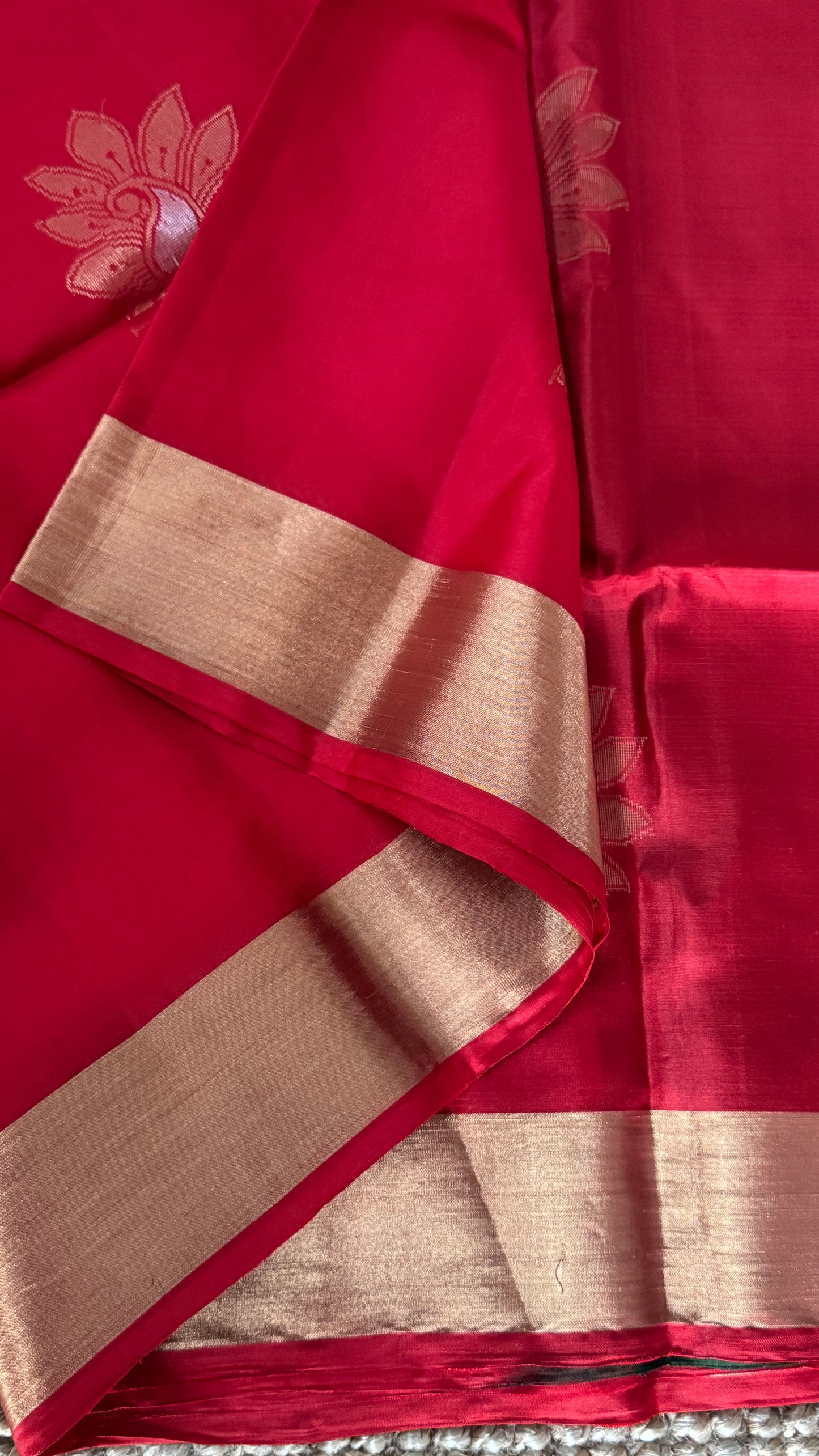 Red Pure Soft Silk Saree with Bottle Green Pallu | Silk Mark Certified