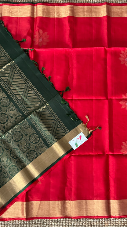 Red Pure Soft Silk Saree with Bottle Green Pallu | Silk Mark Certified