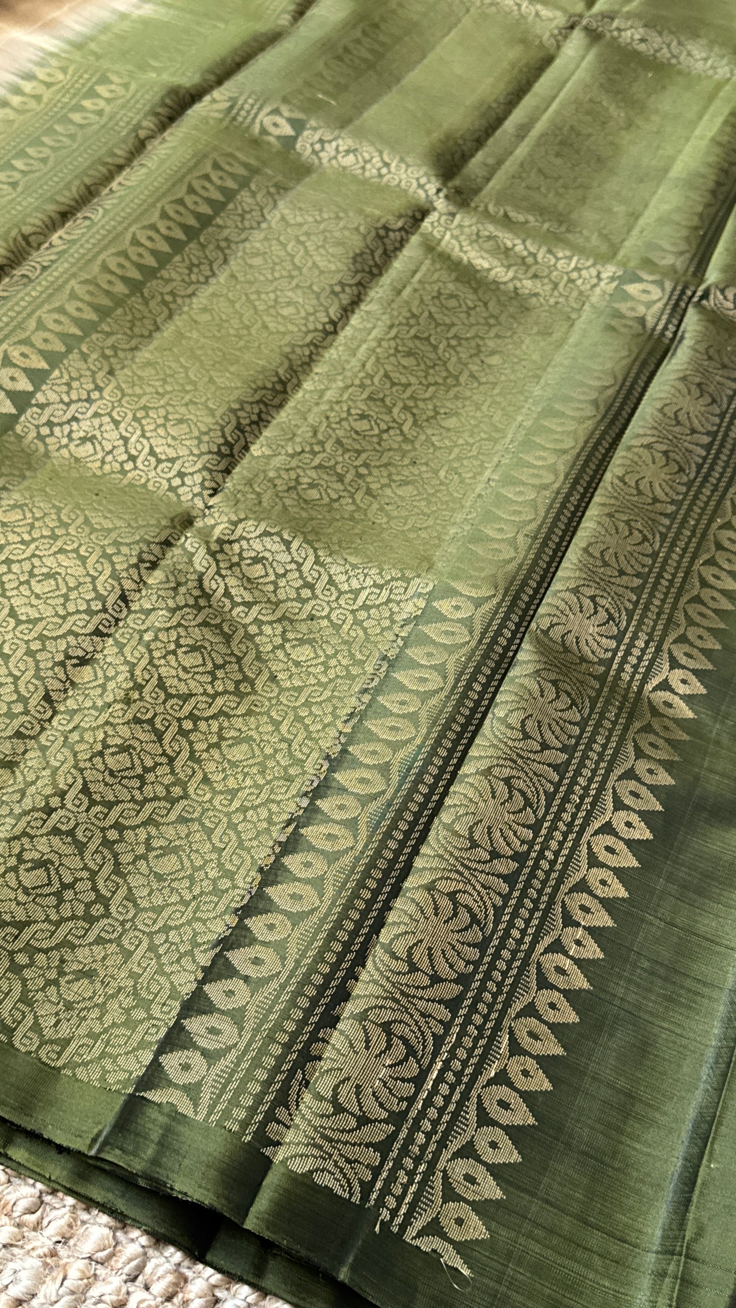 Pure Handloom Soft Silk Saree – Champagne with Olive Green