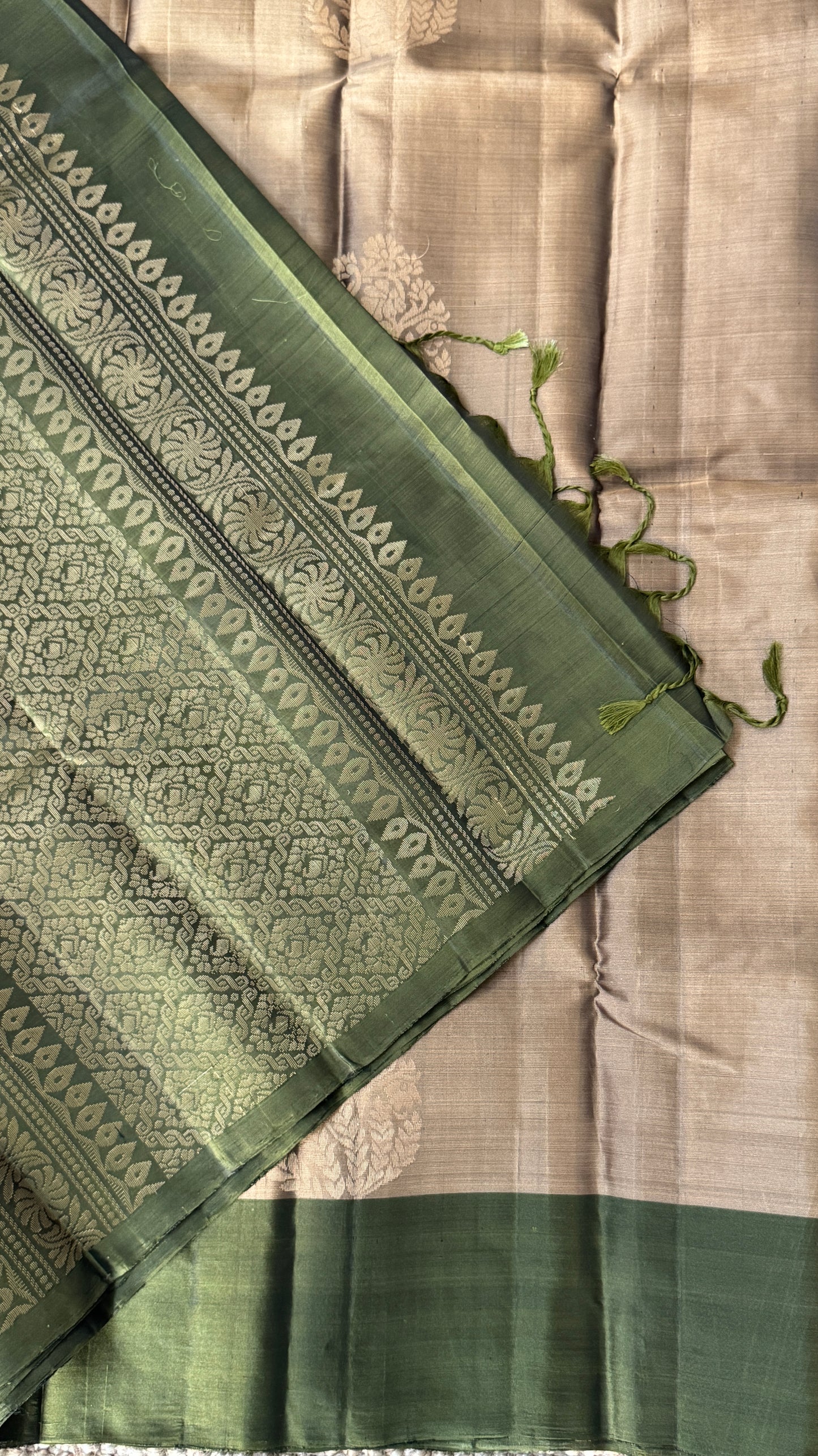 Pure Handloom Soft Silk Saree – Champagne with Olive Green