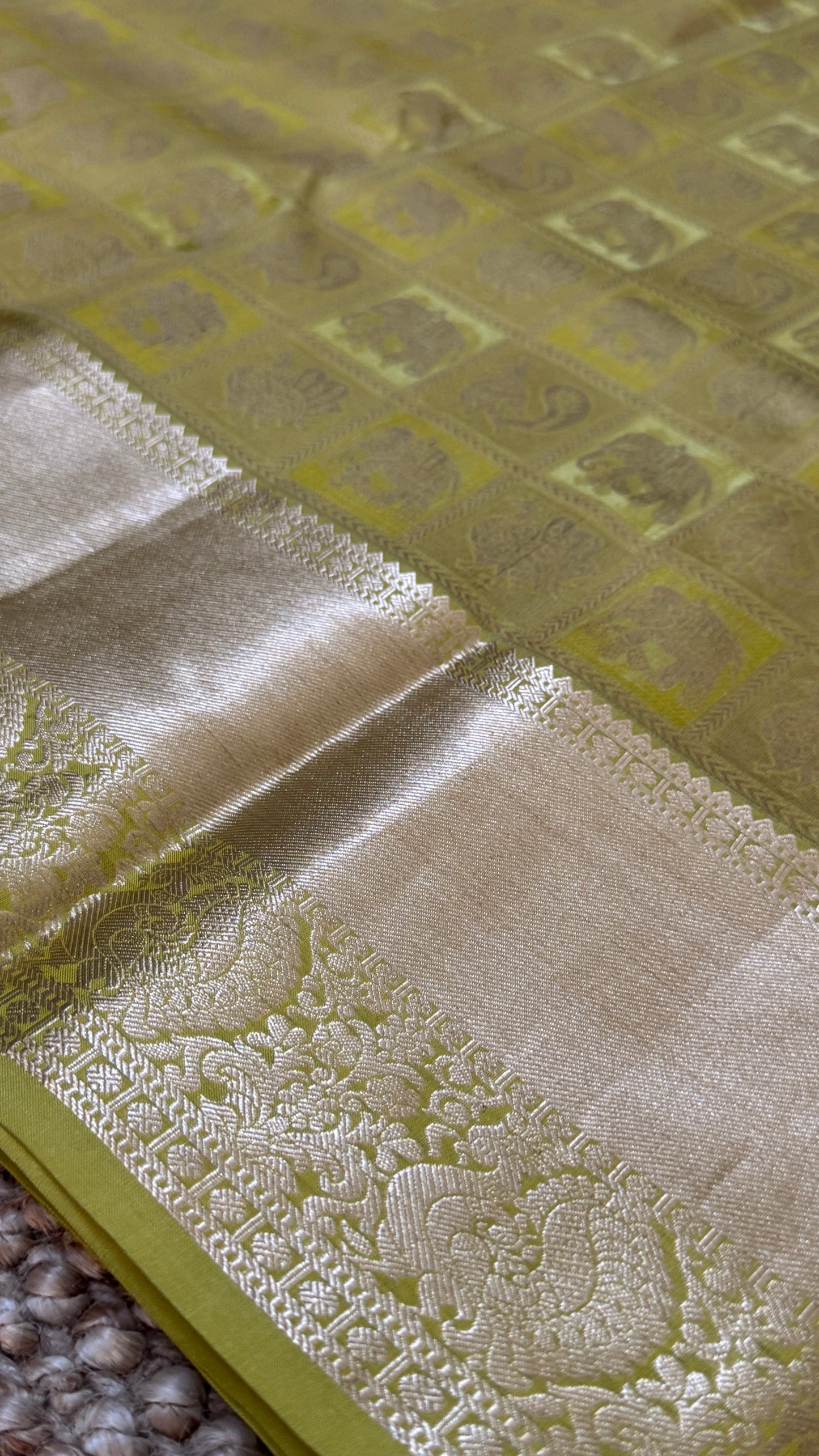 Mehendi Yellow & Green Pure Kanchipuram Silk Saree | Silk Mark Certified