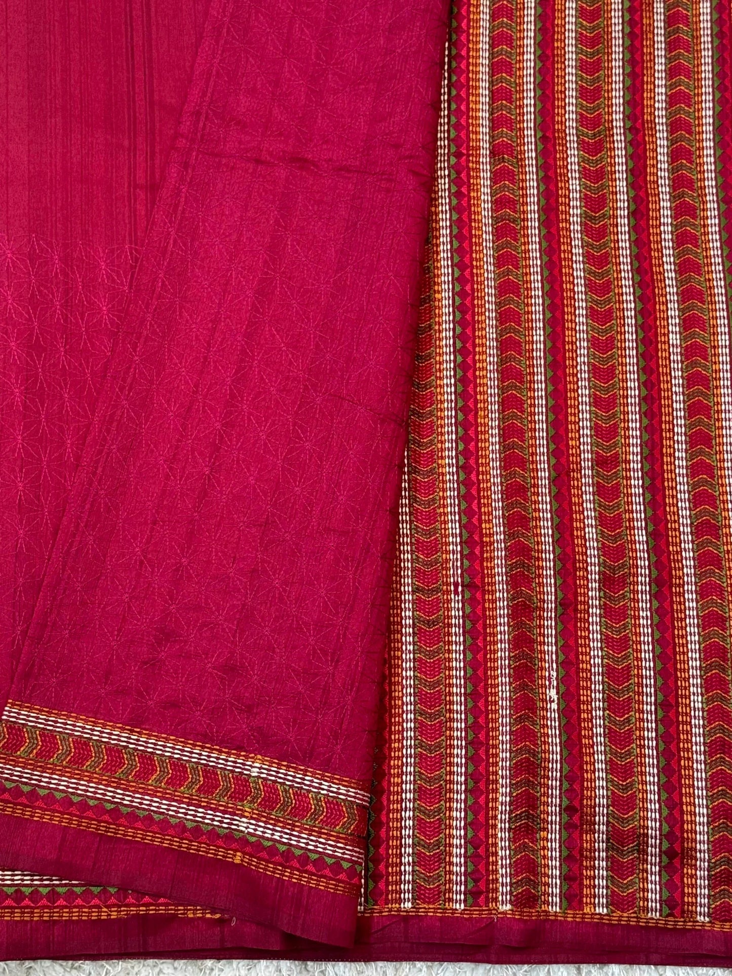 Raw silk embroidered saree – Maroon