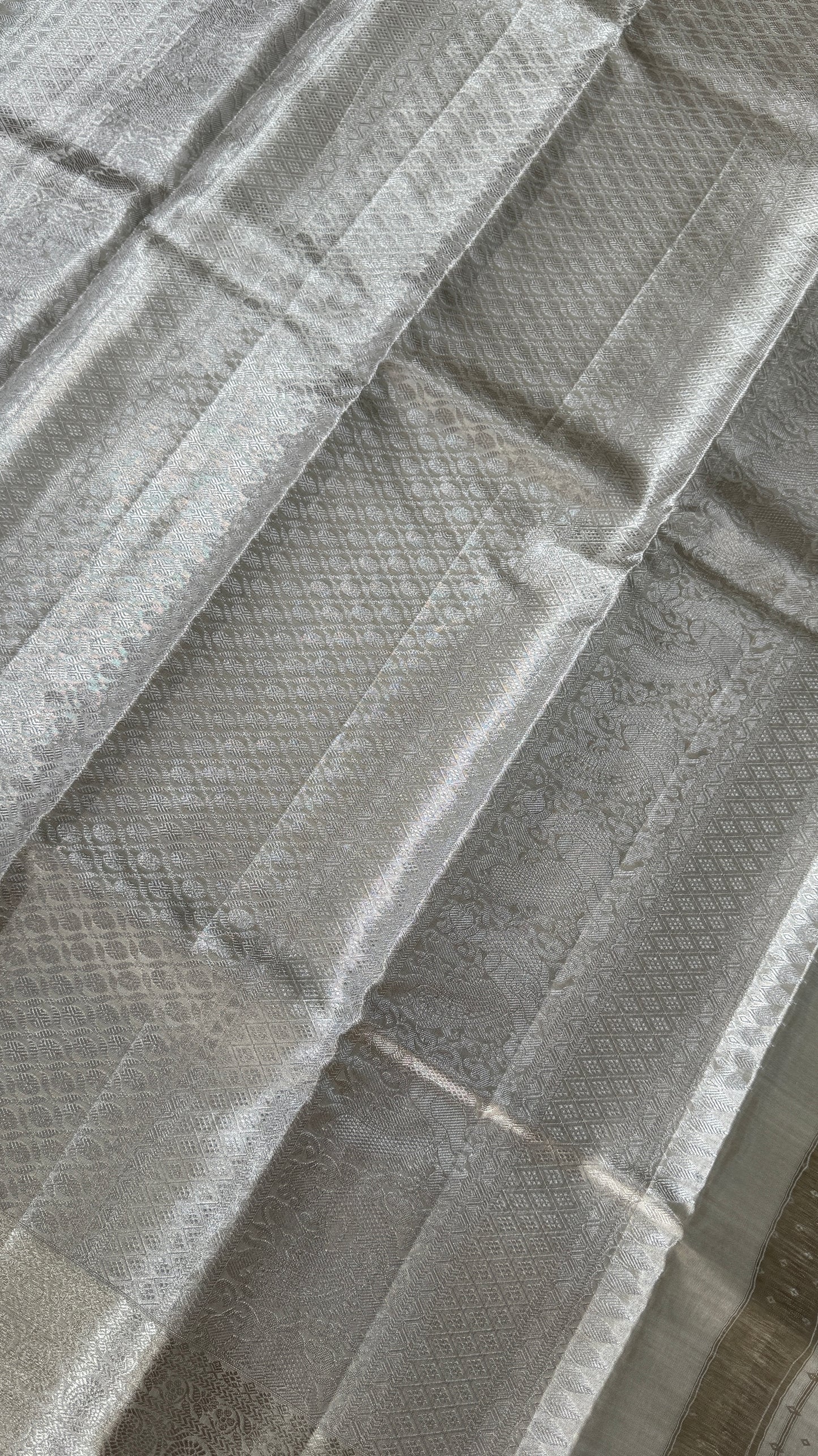 Tissue Kanchivaram Silk Saree – Half White