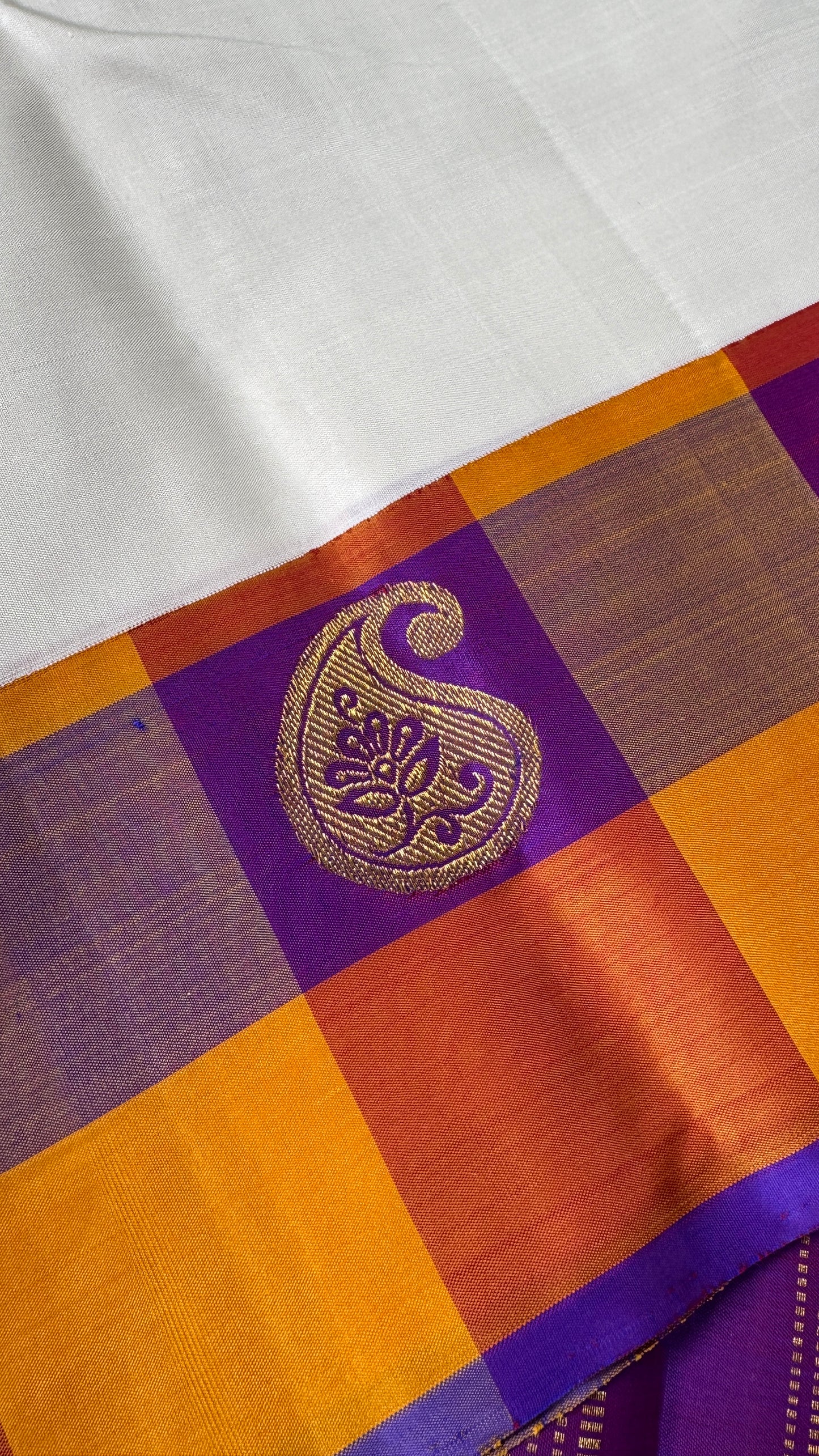 Half White Pure Kanchipuram Silk Saree | Silk Mark Certified