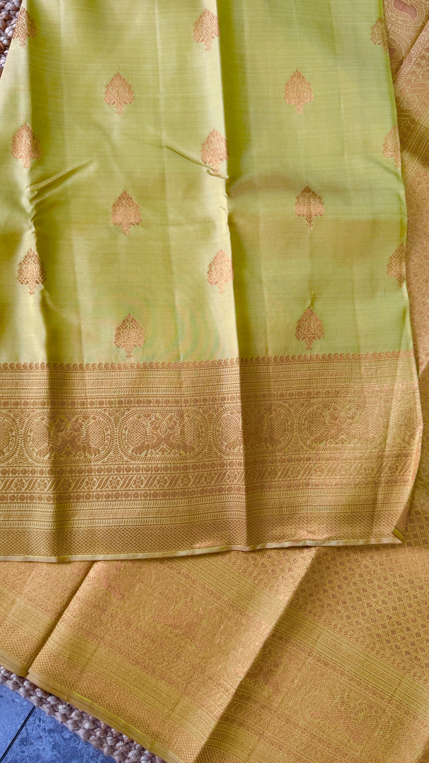 Champagne Pure Kanchipuram Silk Saree | Silk Mark Certified