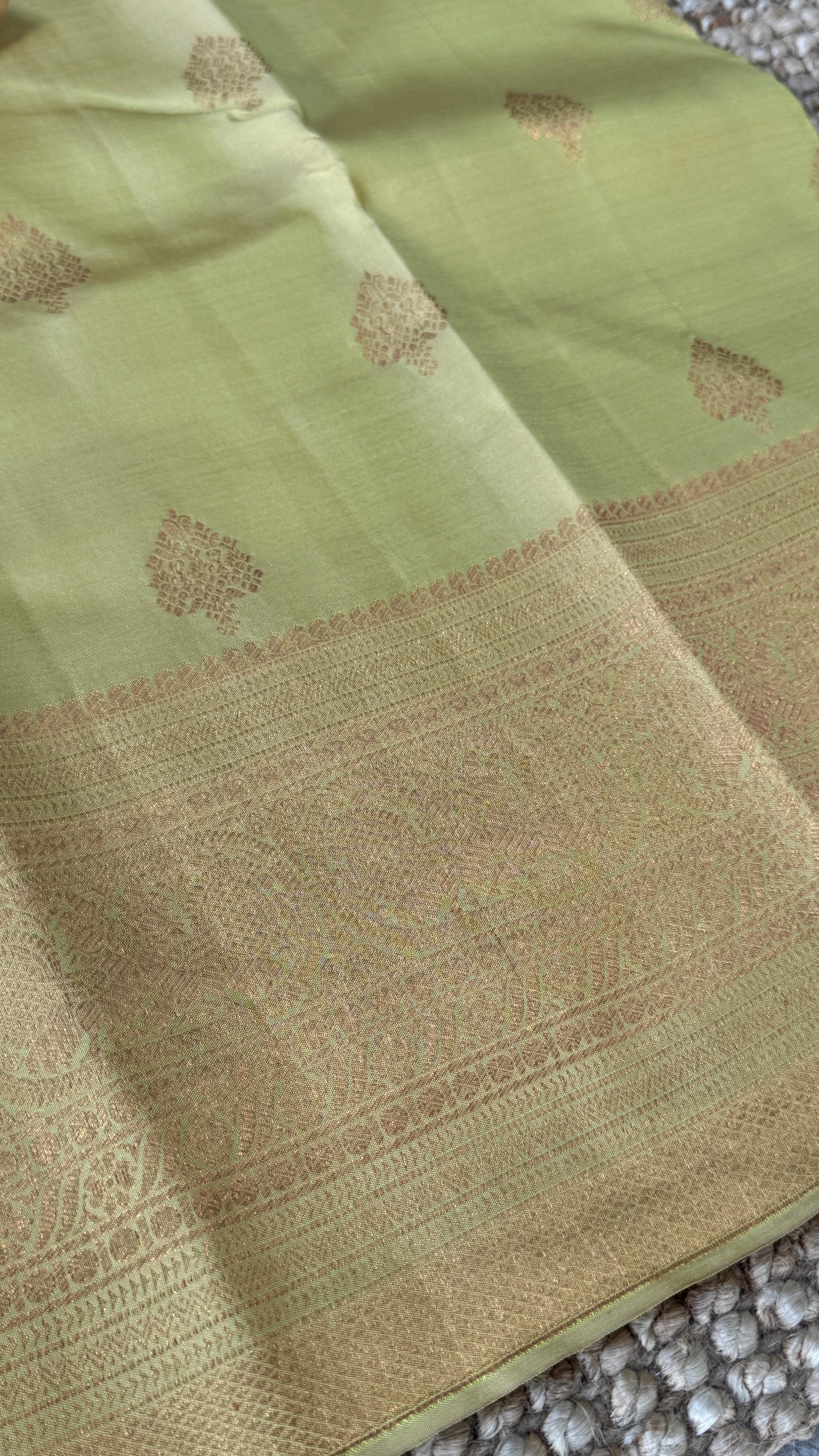 Champagne Pure Kanchipuram Silk Saree | Silk Mark Certified