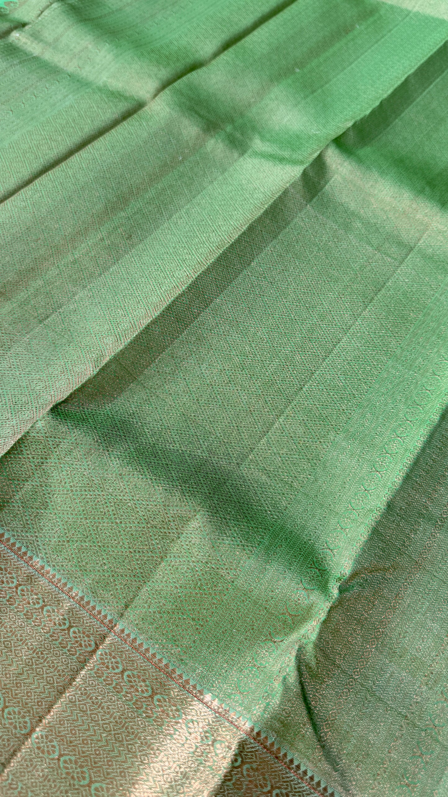 Green Pure Handloom Kanchipuram Silk Saree | Silk Mark Certified