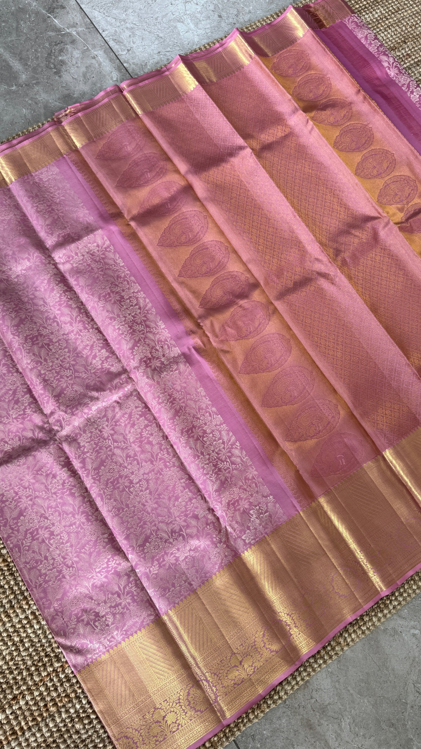 Pink & Gold Pure Handloom Kanchipuram Silk Saree | Silk Mark Certified