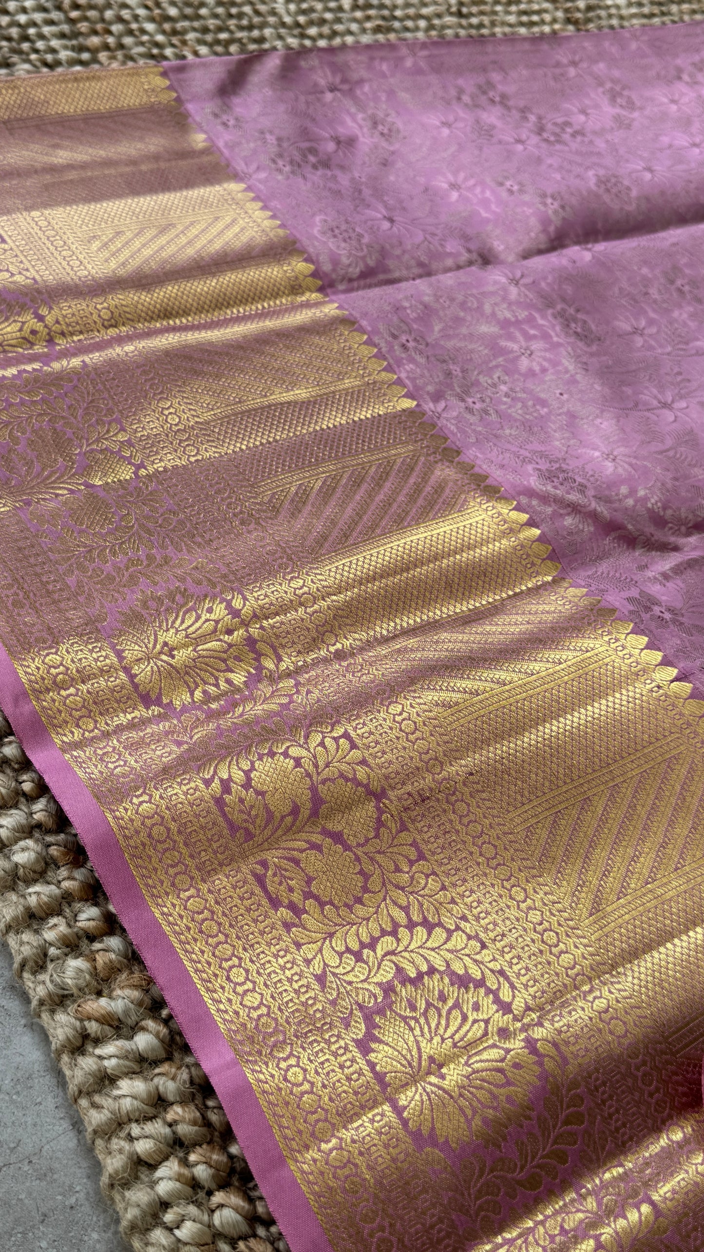 Pink & Gold Pure Handloom Kanchipuram Silk Saree | Silk Mark Certified