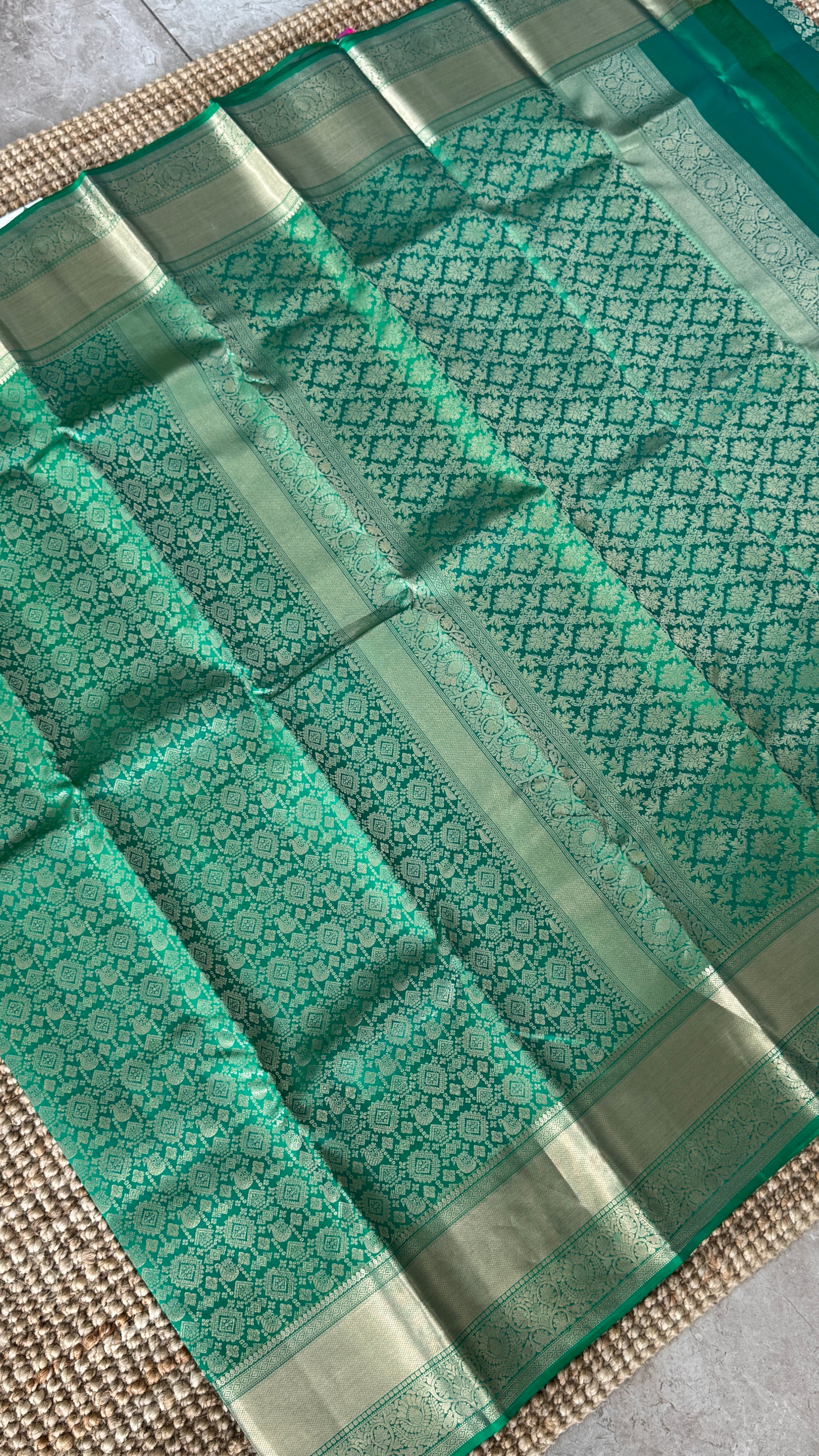 Exquisite Green Pure Kanchipuram Silk Saree | Silk Mark Certified