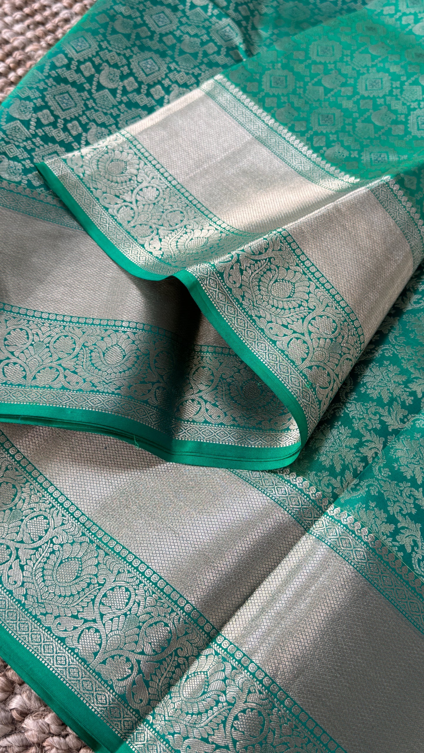 Exquisite Green Pure Kanchipuram Silk Saree | Silk Mark Certified