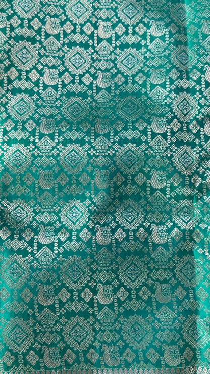Exquisite Green Pure Kanchipuram Silk Saree | Silk Mark Certified