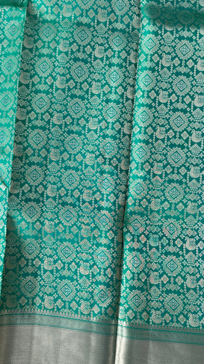 Exquisite Green Pure Kanchipuram Silk Saree | Silk Mark Certified