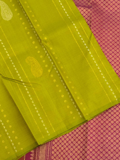 Parrot Green Pure Kanchipuram Silk Saree with Magenta Pallu | Silk Mark Certified
