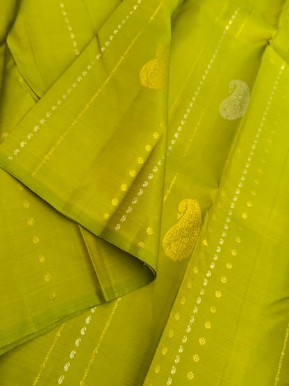 Parrot Green Pure Kanchipuram Silk Saree with Magenta Pallu | Silk Mark Certified