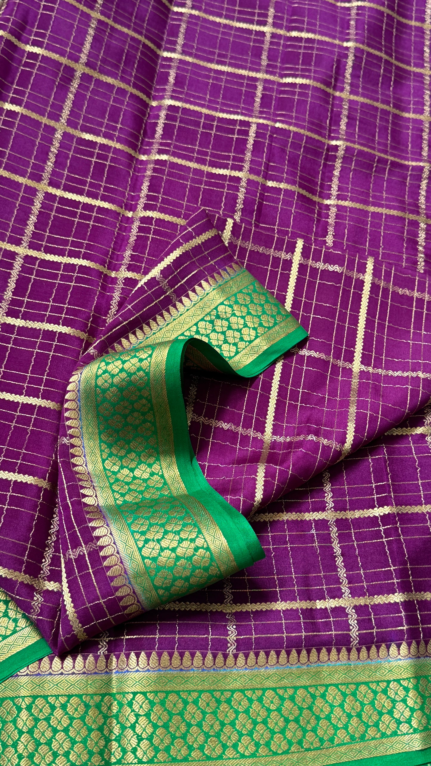 Pure Crepe Mysore Checkered Silk Sarees - Purple with Green