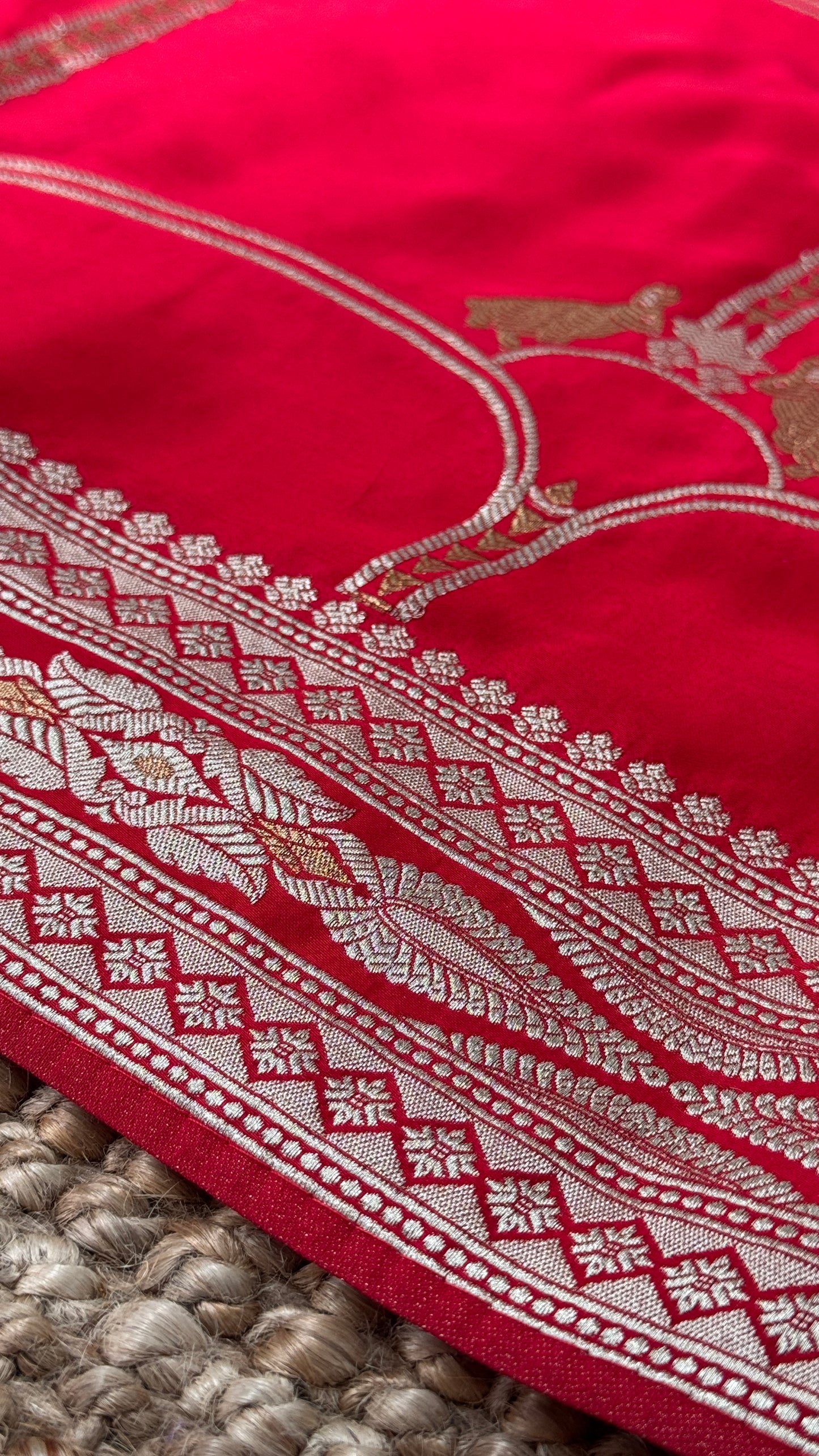 Pure Mashru Satin Silk Banarasi Saree - Crimson Red