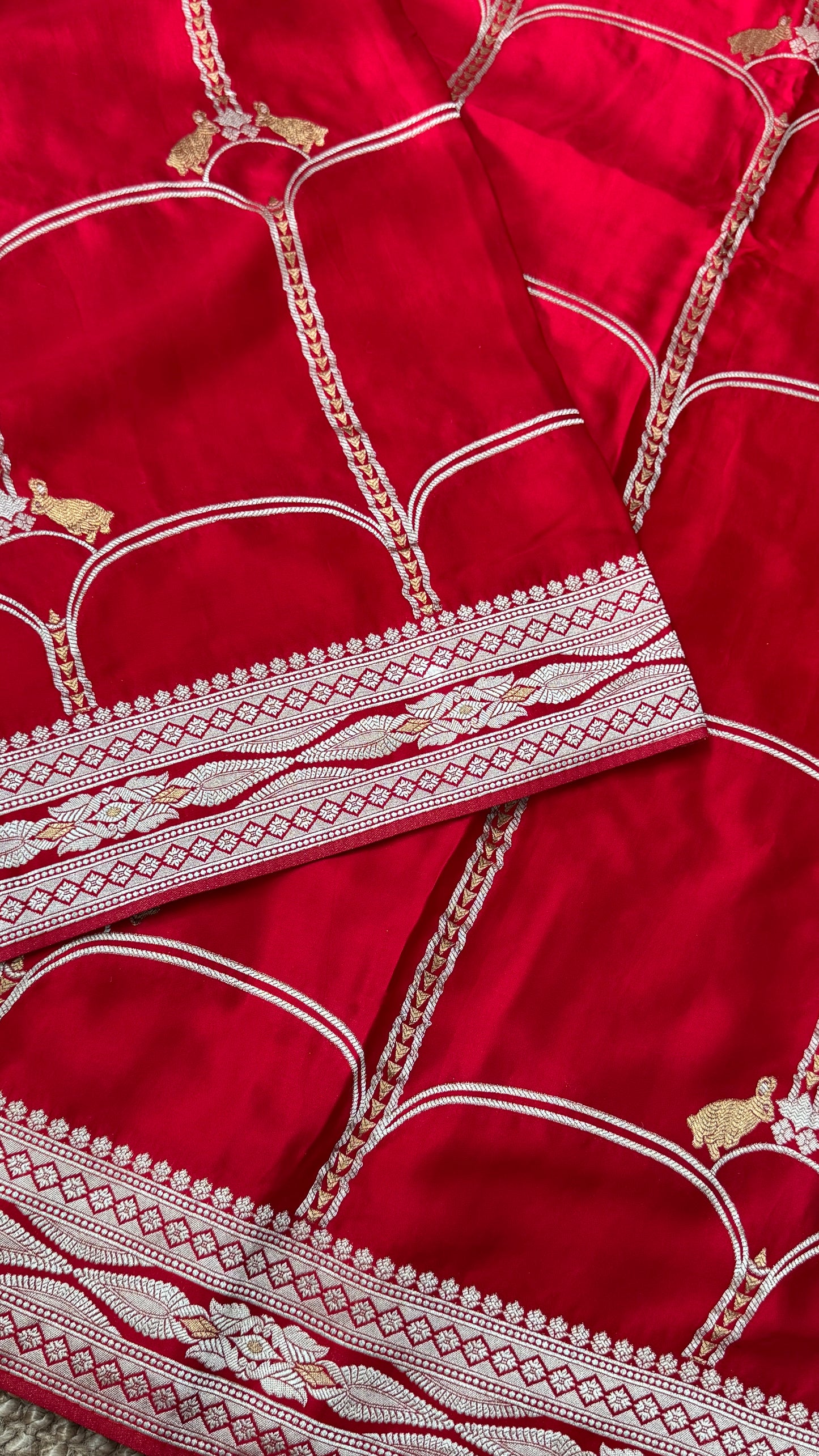 Pure Mashru Satin Silk Banarasi Saree - Crimson Red