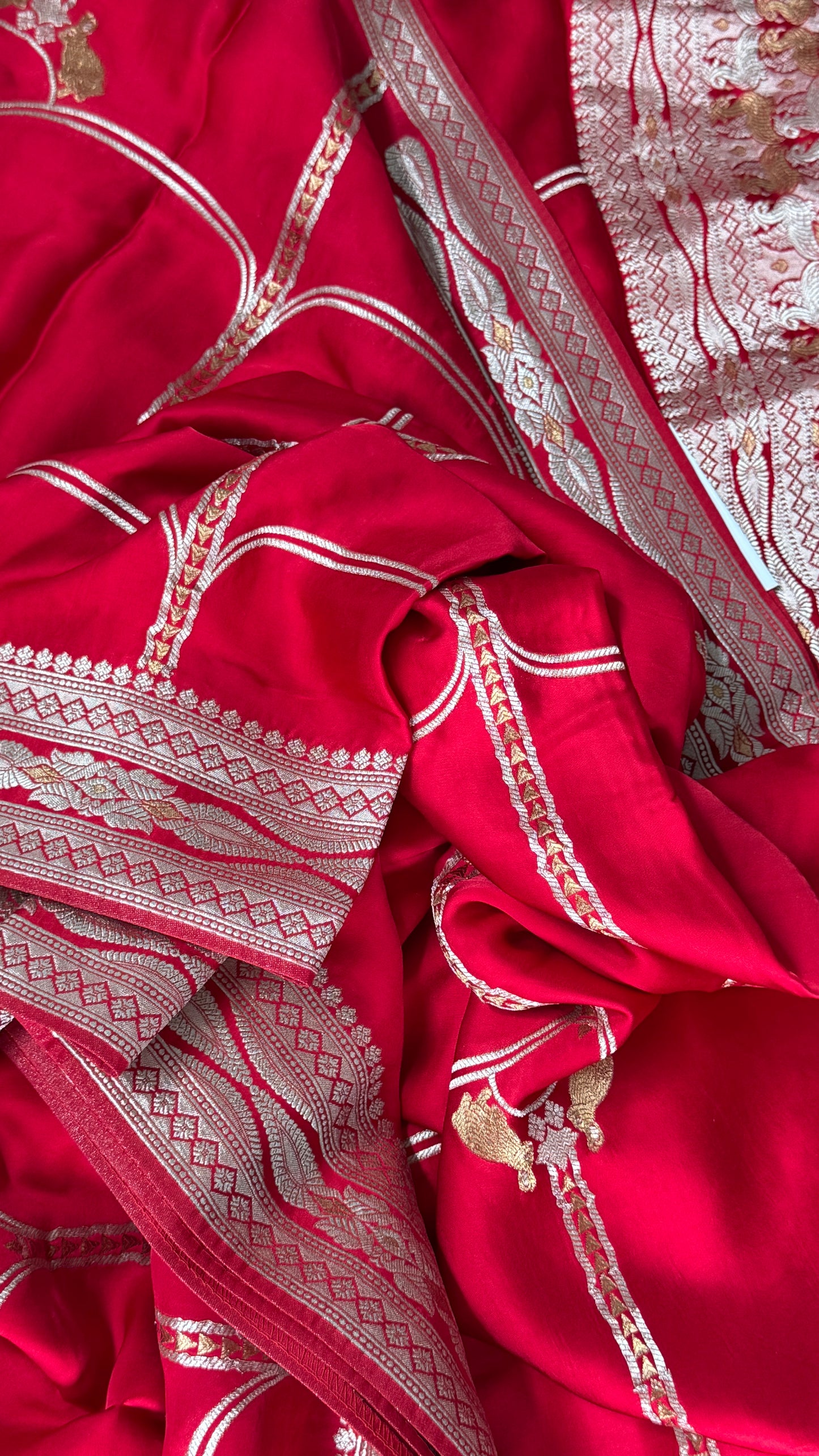 Pure Mashru Satin Silk Banarasi Saree - Crimson Red