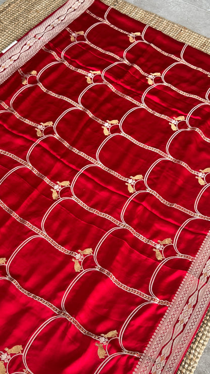 Pure Mashru Satin Silk Banarasi Saree - Crimson Red